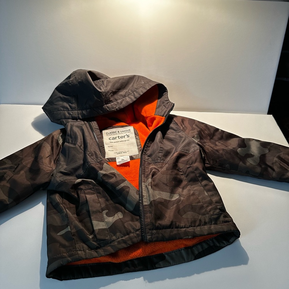 Carter’s Size 2 T Camouflage lightweight jacket